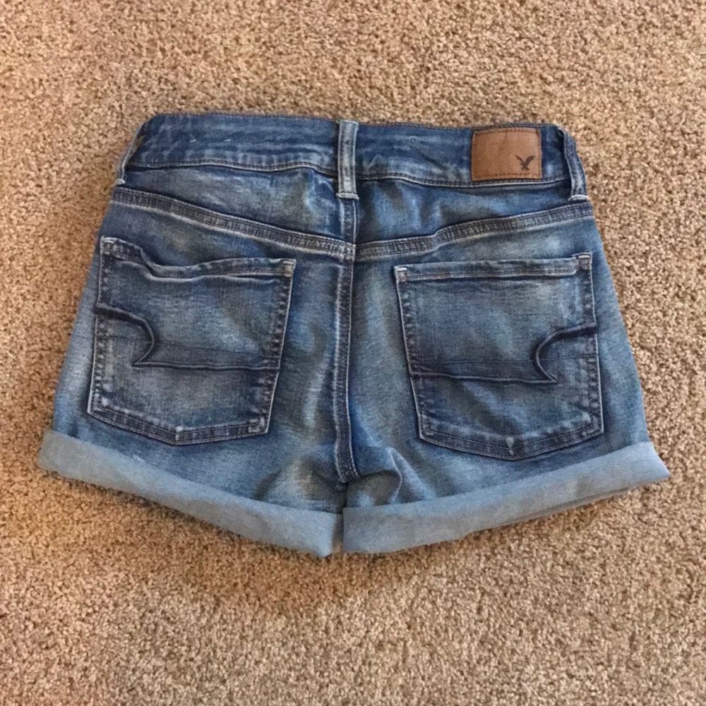 American Eagle Shorts - Picture 2 of 4